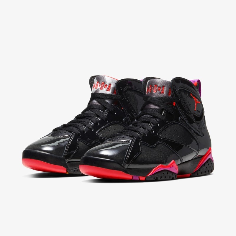 Black and red jordan hot sale 7s